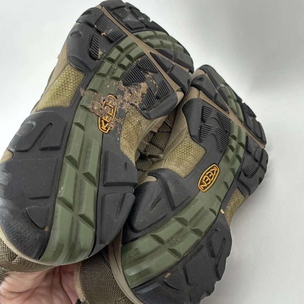 Keen men hiking